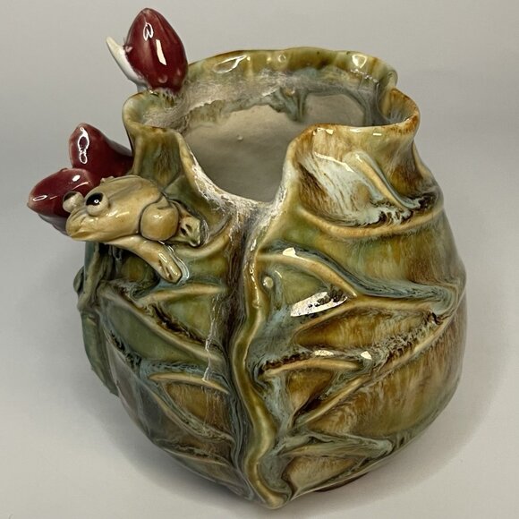 Vintage Majolica Green Glaze Leaves and Frog w Roses Vase Planter Incised Mark - Picture 7 of 14